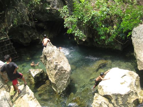 Tham Jang cave